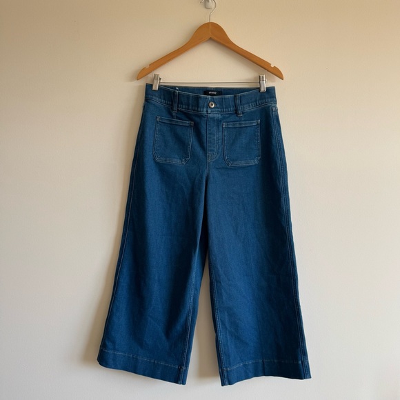 SPANX | SPANXshape™ EveryWear
Cropped Wide Leg Jeans with Patch Pockets ~ Large - Picture 4 of 8